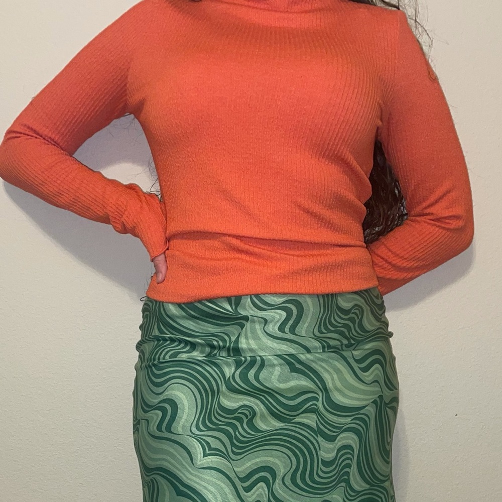 Boutique Orange Fitted Top💗💗